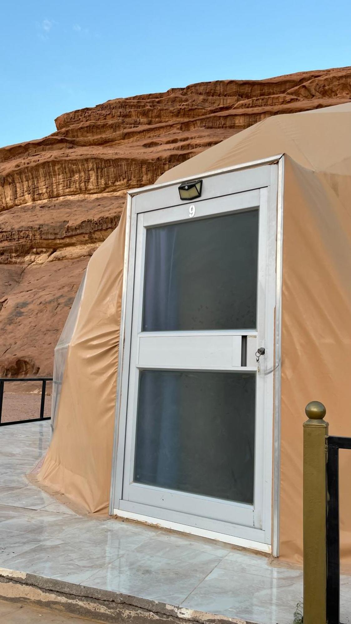 Rum Maria Luxury Camp & Bubble Rooms Wadi Rum Buitenkant foto